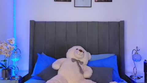 jiah online show from January 19, 2025, 2:25 am