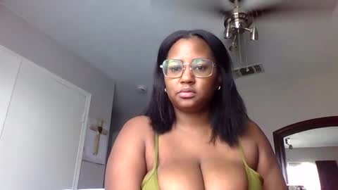 goldenbaby online show from February 16, 2025, 6:54 pm