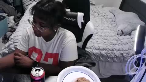 goldenbaby online show from September 15, 2025, 1:16 am