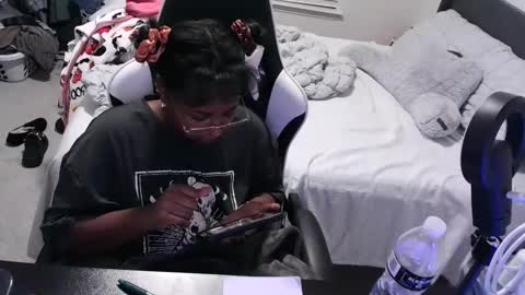 goldenbaby online show from September 17, 2025, 1:18 am