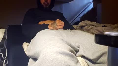 HoopersRelease online show from November 25, 2025, 5:57 pm