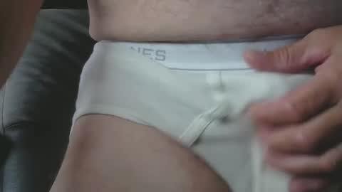 jim2hot online show from September 29, 2025, 4:23 pm