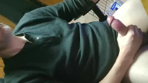 jimengolez online show from September 28, 2025, 1:27 pm