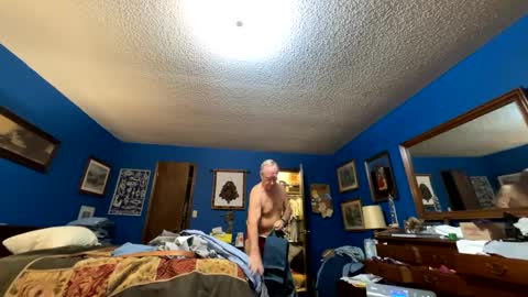 Jim online show from January 3, 2025, 4:33 am