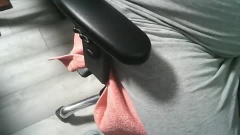 Snapshot of jimmychongax chatting on December 13, 2024, 9:35 am Jimmychongax online show from December 13, 2024, 9:35 am