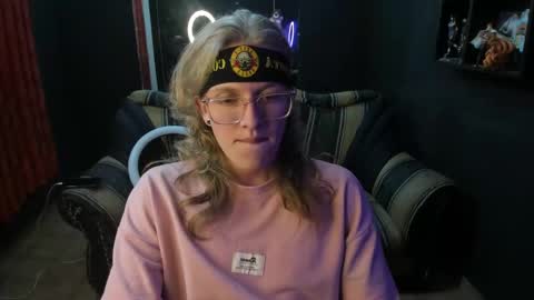 Snapshot of jinnbook chatting on October 17, 2025, 5:54 am JinnBook online show from October 17, 2025, 5:54 am