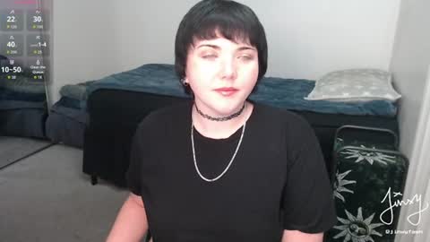jinxyfawn online show from July 4, 2026, 7:36 am