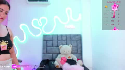 Snapshot of jisoo__ chatting on November 23, 2025, 1:00 pm kim online show from November 23, 2025, 1:00 pm