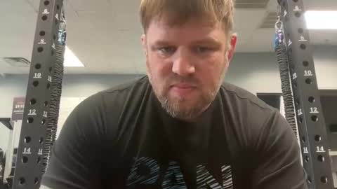 jitzgolfer online show from November 19, 2025, 1:22 pm