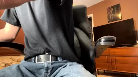 jjjjjfive online show from February 16, 2025, 9:59 am