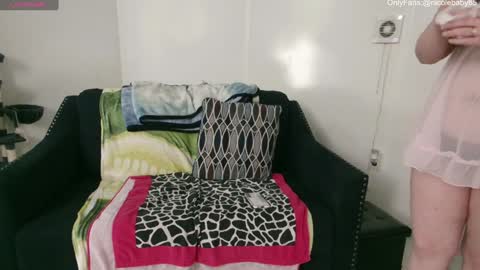 Snapshot of jjjust4fun1985 chatting on December 7, 2024, 4:31 am Nicole Allen online show from December 7, 2024, 4:31 am