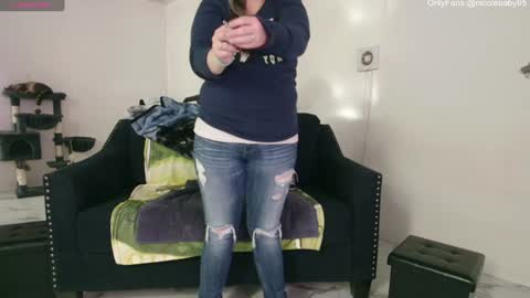 Snapshot of jjjust4fun1985 chatting on December 12, 2024, 12:16 am Nicole Allen online show from December 12, 2024, 12:16 am