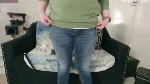 Snapshot of jjjust4fun1985 chatting on December 28, 2024, 12:47 am Nicole Allen online show from December 28, 2024, 12:47 am