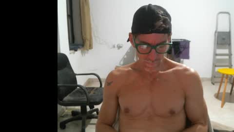 Snapshot of jlmbud chatting on January 11, 2025, 7:05 pm jlmbud online show from January 11, 2025, 7:05 pm