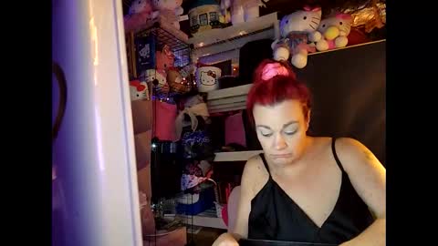 JLove14269 online show from February 26, 2026, 6:40 pm