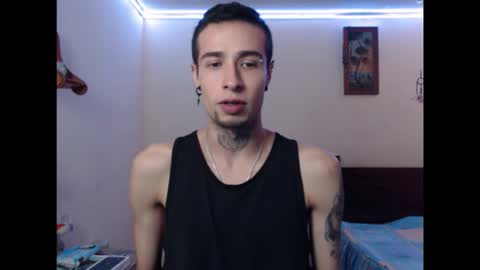 jm_wayn99 online show from November 28, 2025, 3:20 am