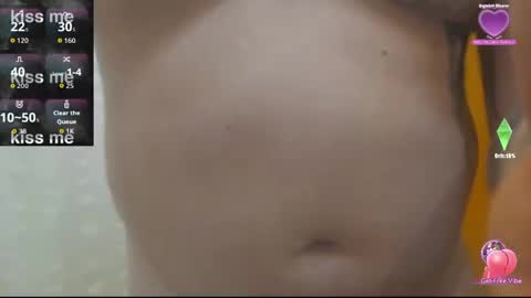 jmizzle974 online show from April 24, 2026, 8:17 am