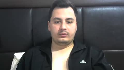 Snapshot of jnsnw chatting on January 1, 2025, 1:05 pm jnsnw online show from January 1, 2025, 1:05 pm