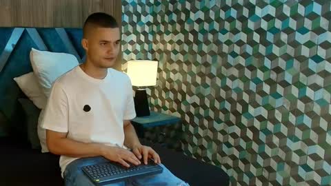 Snapshot of joaho_fernandez chatting on April 24, 2026, 8:44 pm Joao online show from April 24, 2026, 8:44 pm