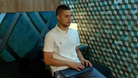 Snapshot of joaho_fernandez chatting on April 29, 2026, 9:43 pm Joao online show from April 29, 2026, 9:43 pm