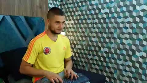 Snapshot of joaho_fernandez chatting on June 14, 2026, 2:24 am Joao online show from June 14, 2026, 2:24 am