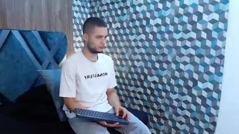 Snapshot of joaho_fernandez chatting on June 19, 2026, 10:13 pm Joao online show from June 19, 2026, 10:13 pm