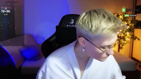 J online show from January 5, 2026, 7:50 pm