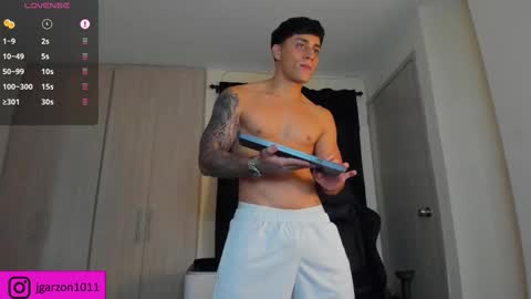 joan_soto online show from March 4, 2025, 1:49 pm