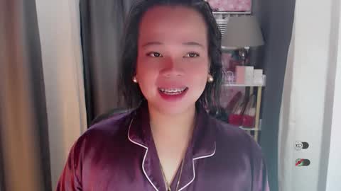 Joana online show from April 14, 2026, 9:21 pm