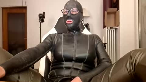 The sweetest toy online show from January 5, 2026, 8:12 pm