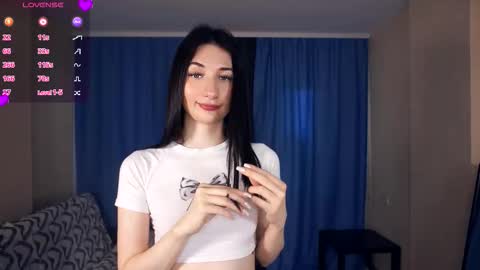 Snapshot of joangrass chatting on September 29, 2025, 5:45 am Eva online show from September 29, 2025, 5:45 am