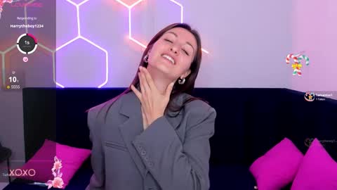 Snapshot of joannelson chatting on December 4, 2025, 1:26 am Joan online show from December 4, 2025, 1:26 am