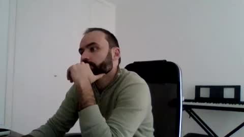 Snapshot of joaodias_18 chatting on February 16, 2026, 12:12 pm joaodias_18 online show from February 16, 2026, 12:12 pm