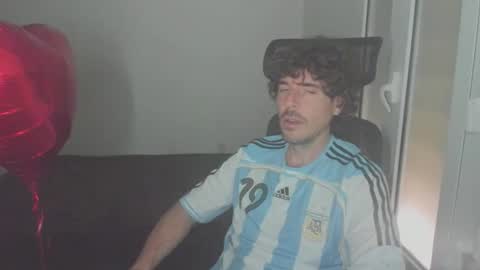 Snapshot of joaquin420_hot chatting on February 14, 2026, 10:45 am joaquin420_hot online show from February 14, 2026, 10:45 am