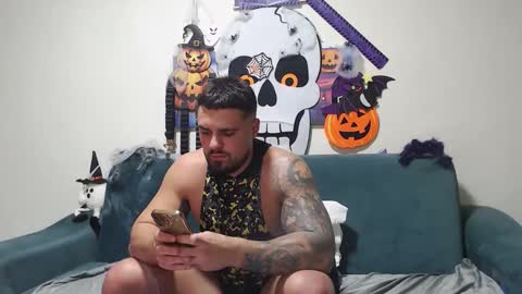 Tiberius online show from November 7, 2025, 7:47 pm