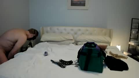 joe1997202399 online show from February 13, 2026, 2:07 am