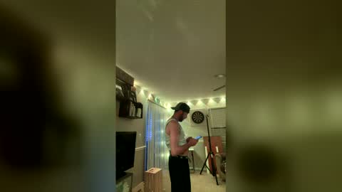 Snapshot of joe7168 chatting on March 8, 2026, 4:27 am joe7168 online show from March 8, 2026, 4:27 am