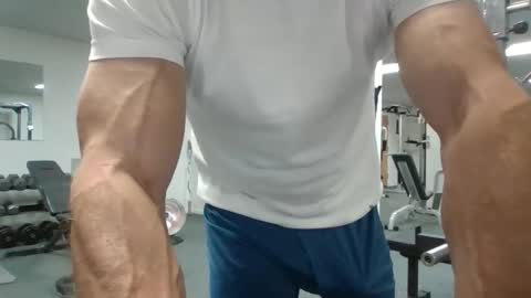 joe_smith5679 online show from February 25, 2026, 8:51 pm