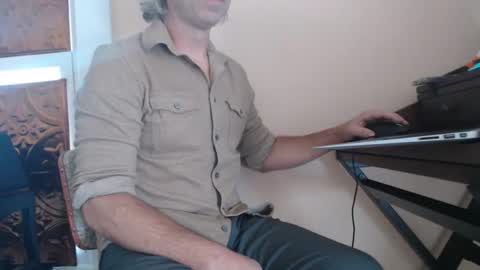 joebo7575 online show from October 16, 2025, 7:59 pm