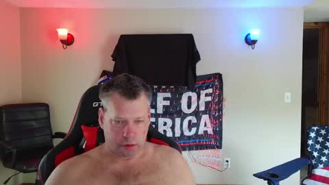 joejoe__ online show from April 12, 2026, 1:16 pm