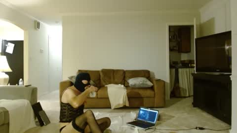 Snapshot of joepost321 chatting on September 10, 2025, 2:11 am joepost321 online show from September 10, 2025, 2:11 am