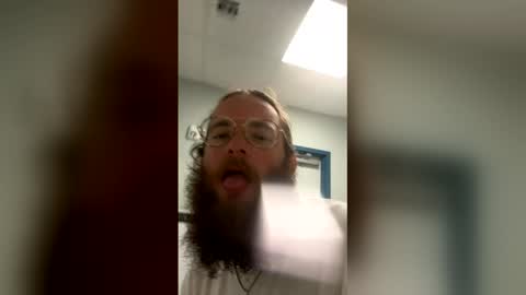 joey2snowy759685 online show from June 6, 2026, 9:30 pm
