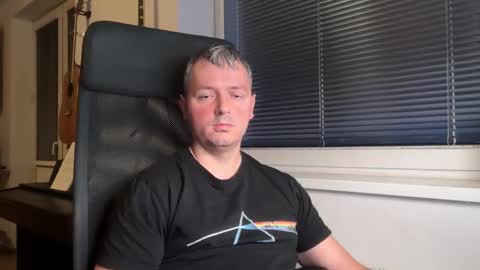 Snapshot of jogger1991 chatting on March 5, 2026, 6:37 pm Jogger1991 online show from March 5, 2026, 6:37 pm