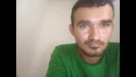 Snapshot of johan570400 chatting on April 14, 2026, 7:53 pm Joni online show from April 14, 2026, 7:53 pm