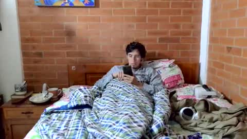 johan70nsexy online show from April 7, 2026, 7:09 am