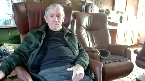 johan7 heet online show from February 16, 2025, 3:16 pm