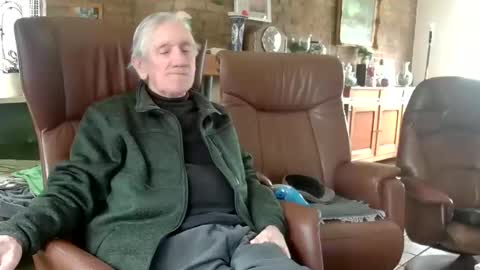 johan7 heet online show from March 1, 2025, 1:18 pm