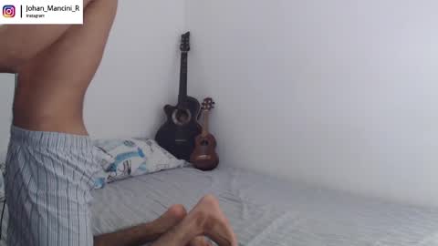 johan_mancini_r online show from January 16, 2025, 7:52 pm