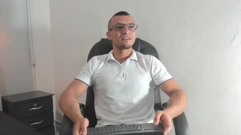 johan online show from November 29, 2025, 10:51 am