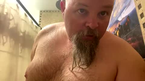 Snapshot of john40a chatting on February 28, 2025, 2:53 am John online show from February 28, 2025, 2:53 am